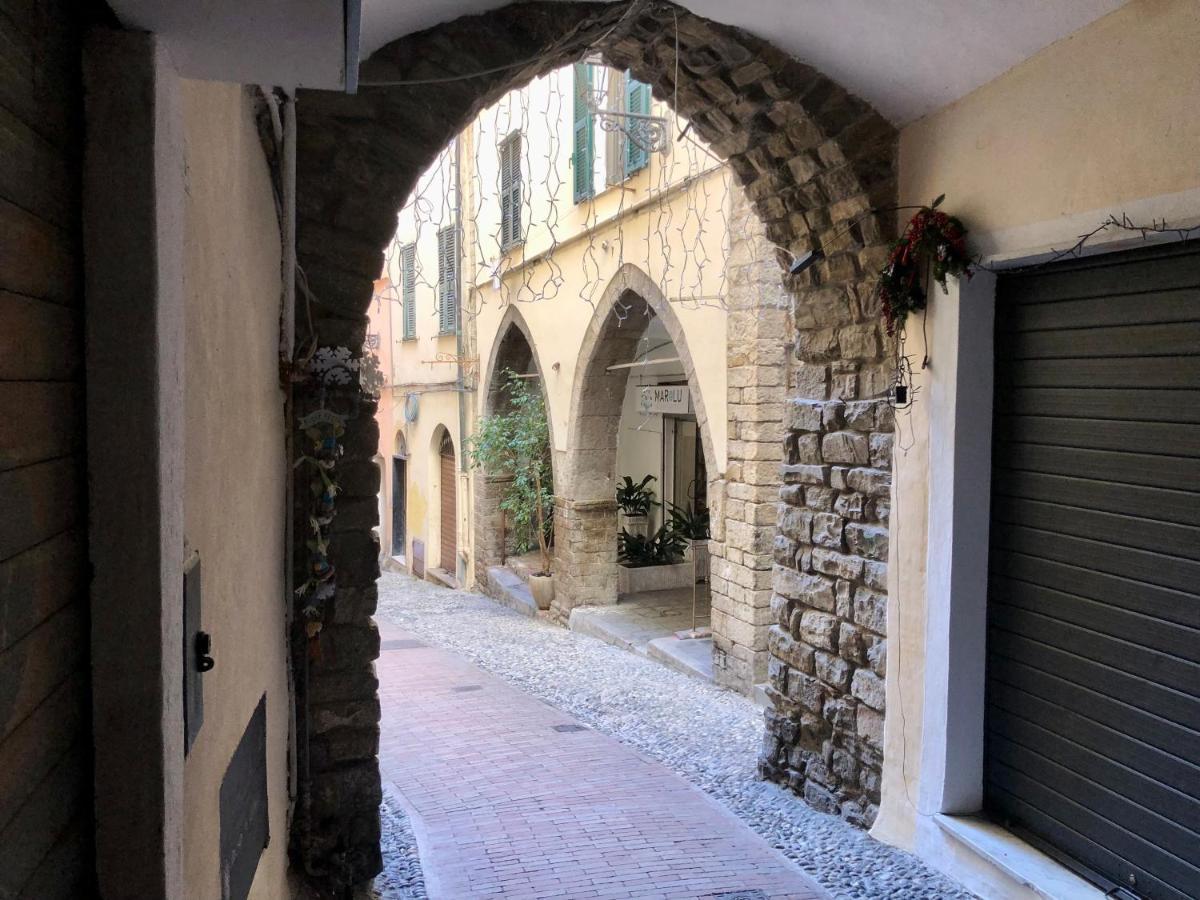 Appartamento Ai Piedi Della Pigna Sanremo Exterior photo